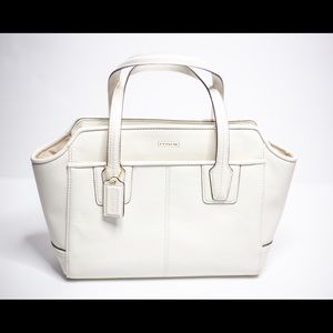 White Coach Purse 👜FINAL PRICE!❤️